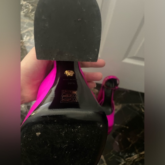 Versace Medusa Head Charm Satin Platform Pumps - Picture 11 of 14